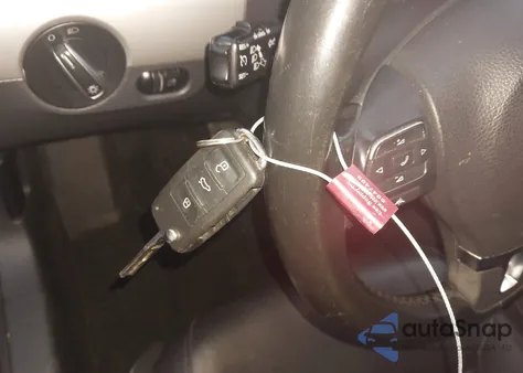 2014 Volkswagen Jetta 1.8T Se z USA, uszkodzony, nr VIN 3VWD17AJ7EM418488